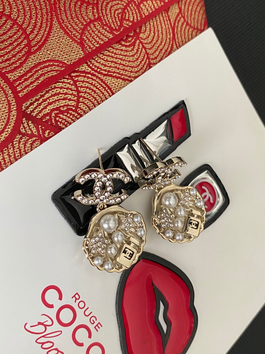 C style Seafood Shell Earrings