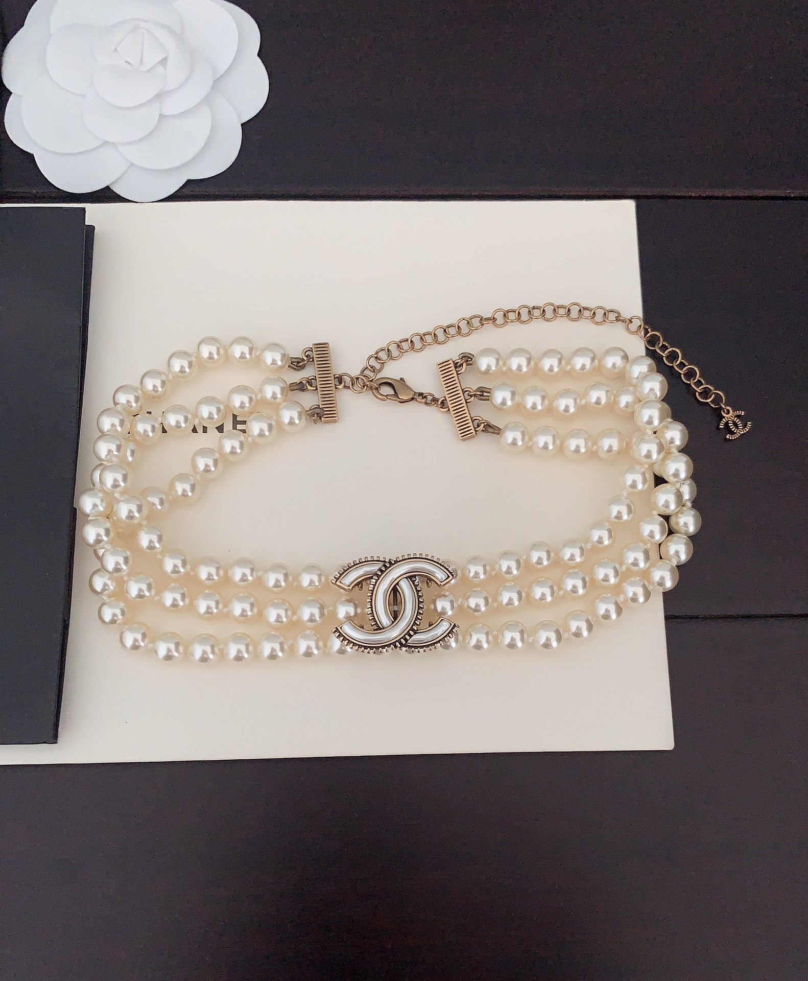C style Layered Pearl Necklace