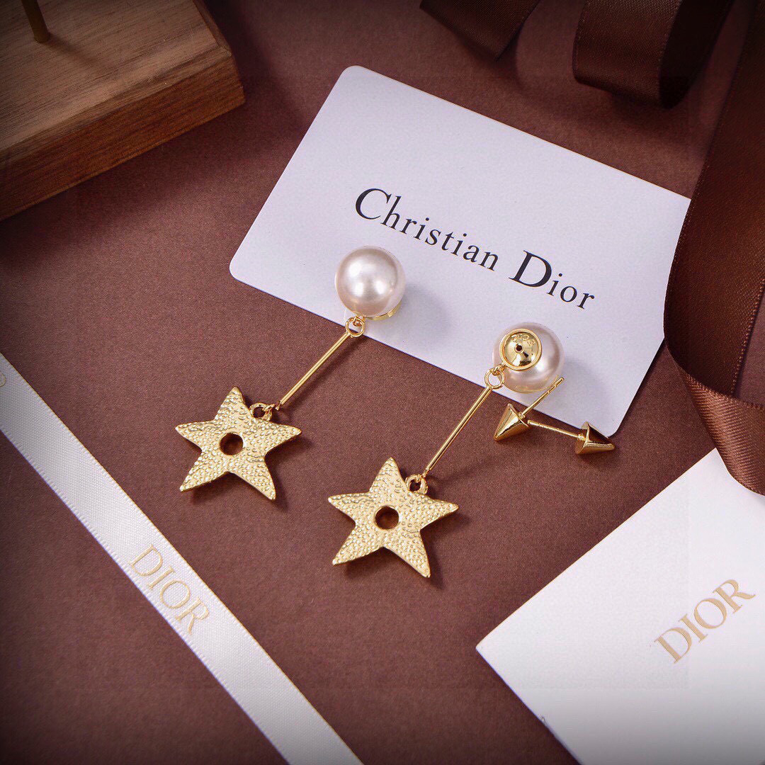 D style New Five-pointed Star Earrings