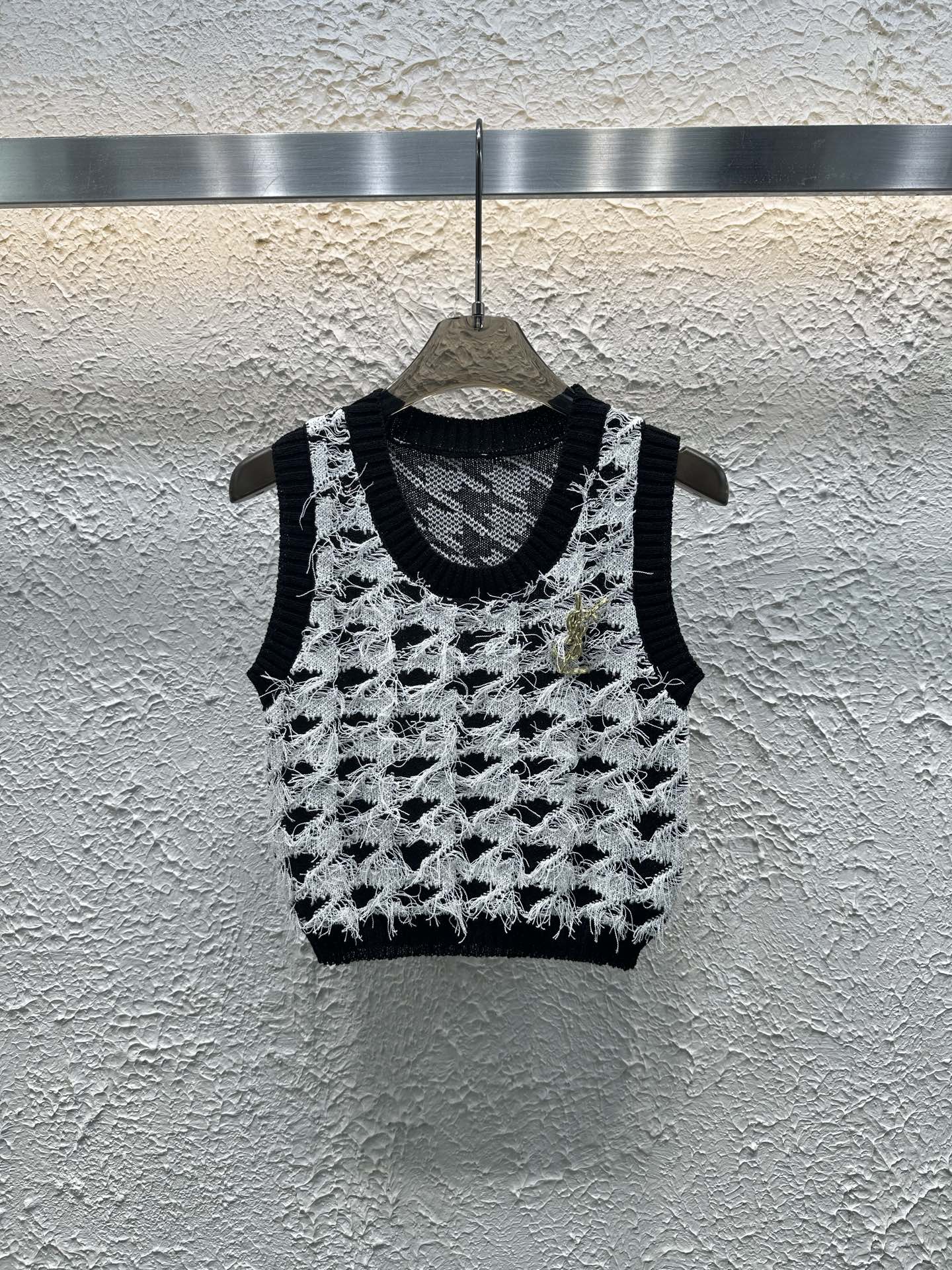 Y style Fringed knitted vest
