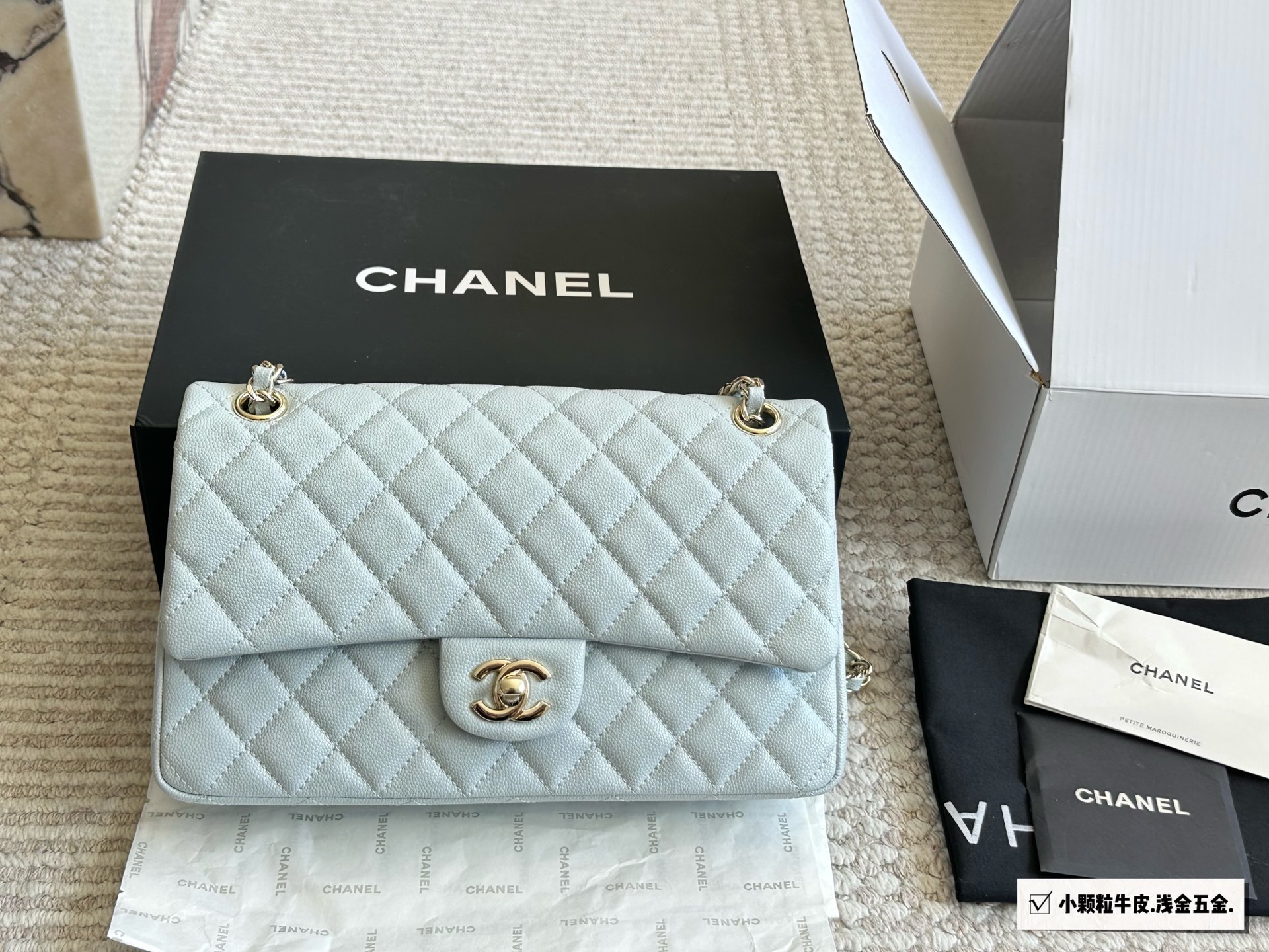 C style Small grain cowhide bag