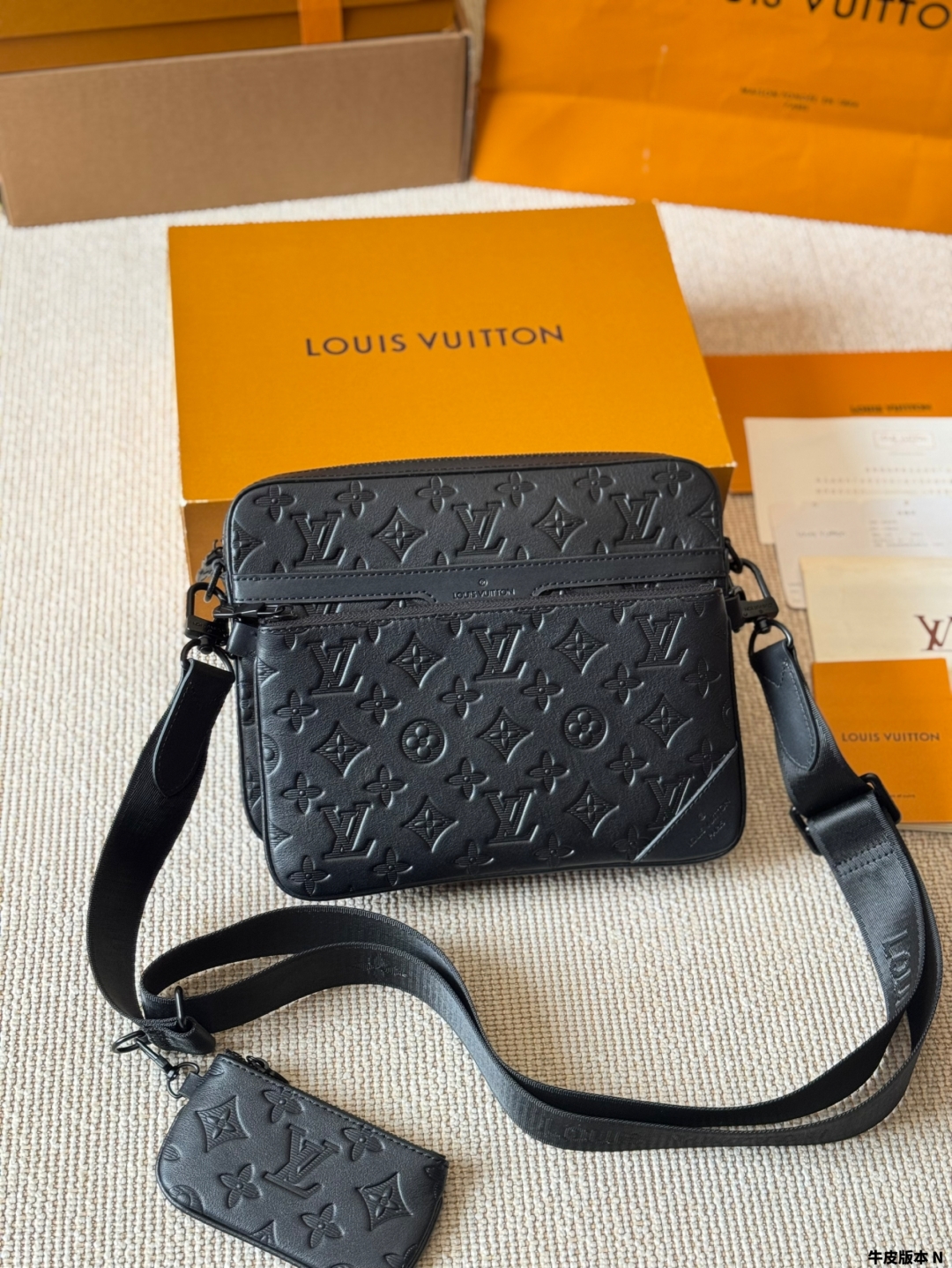 L style Trio Messenger Bag