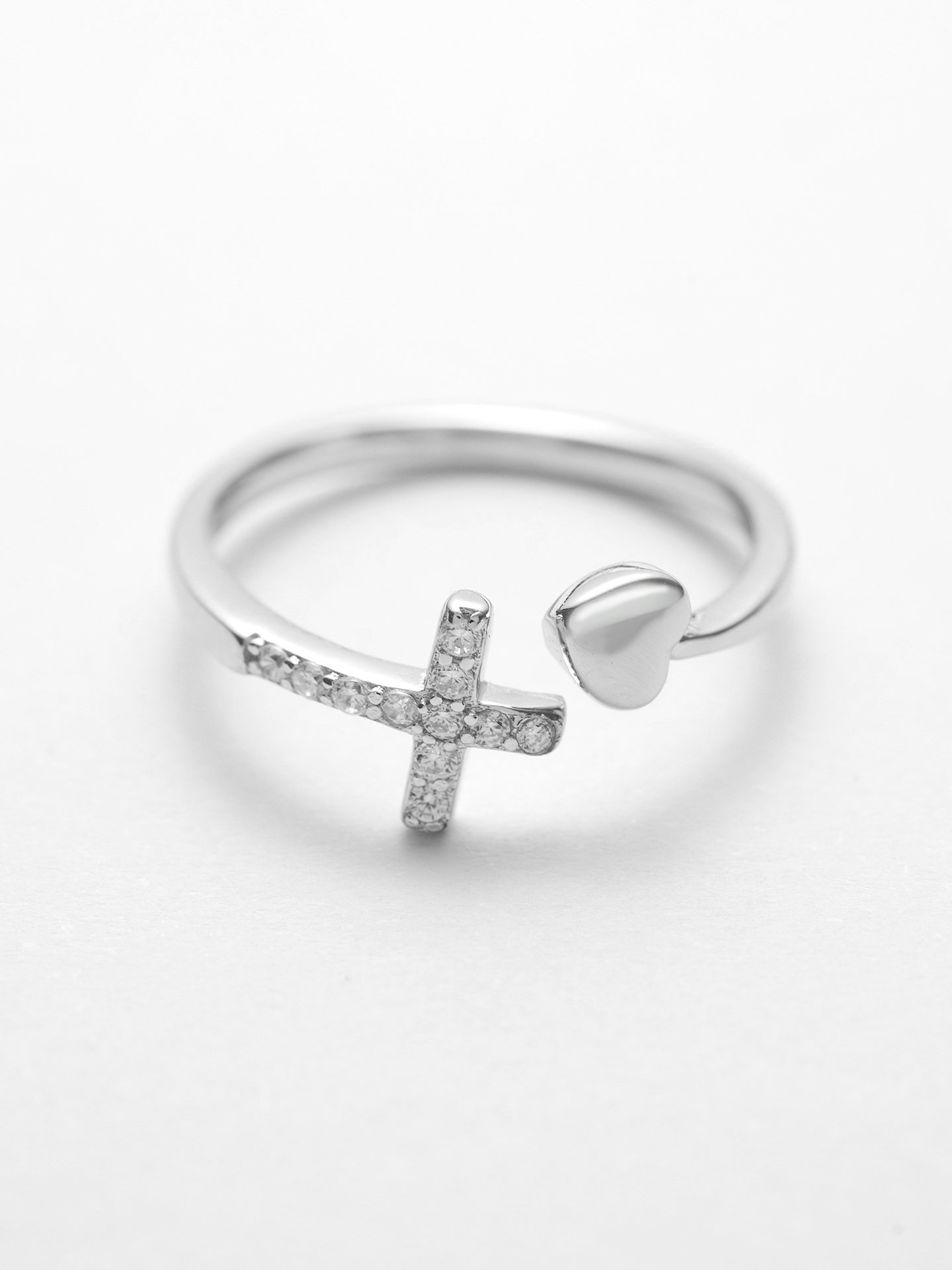 925 Silver Cross And Heart Zirconia Ring