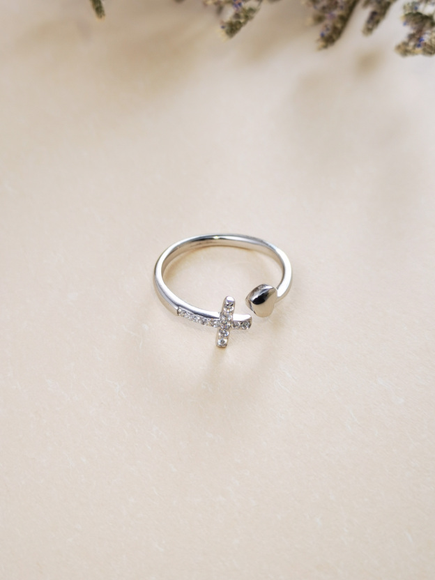 925 Silver Cross And Heart Zirconia Ring