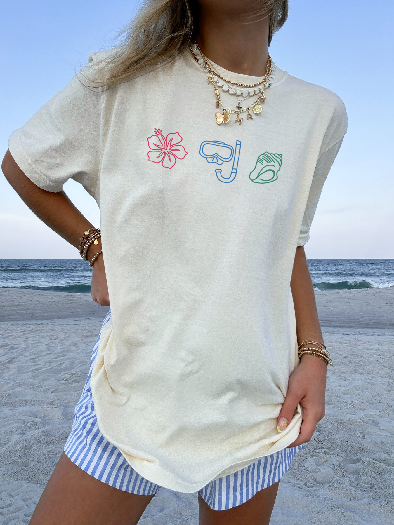 Flower Viewing And Diving Print T-Shirt