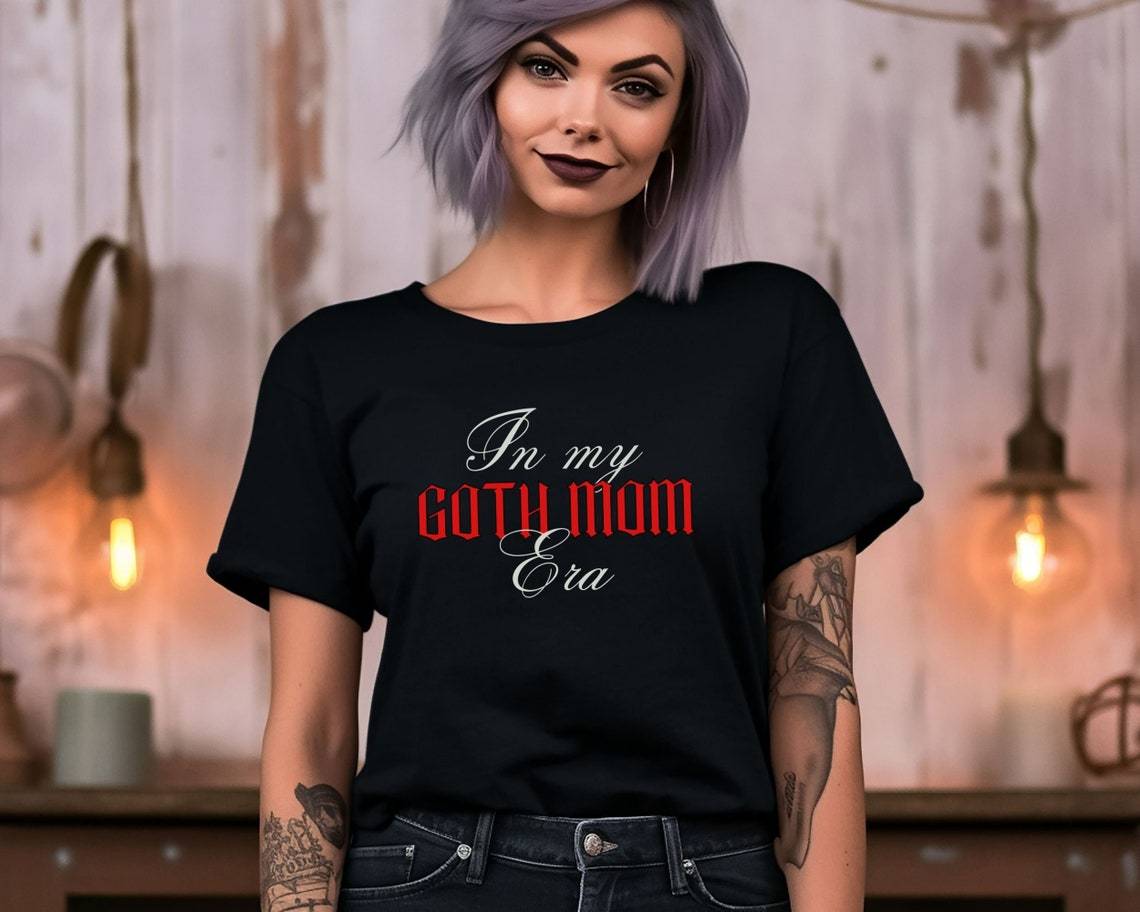 Comfort Colors Mama T-Shirt