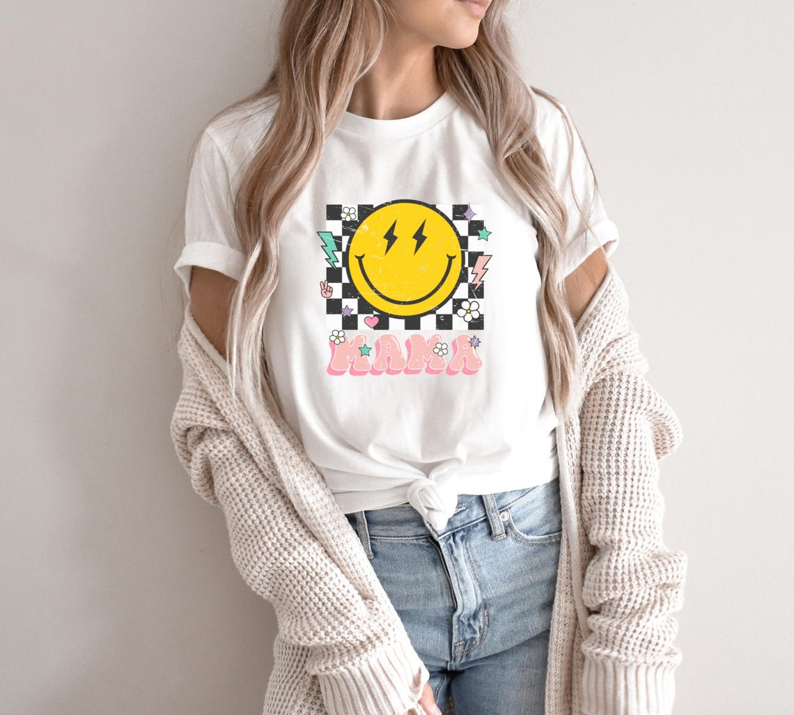 Funny Smiley Mom T-shirt