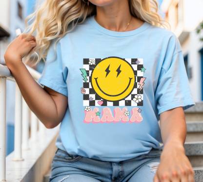 Funny Smiley Mom T-shirt