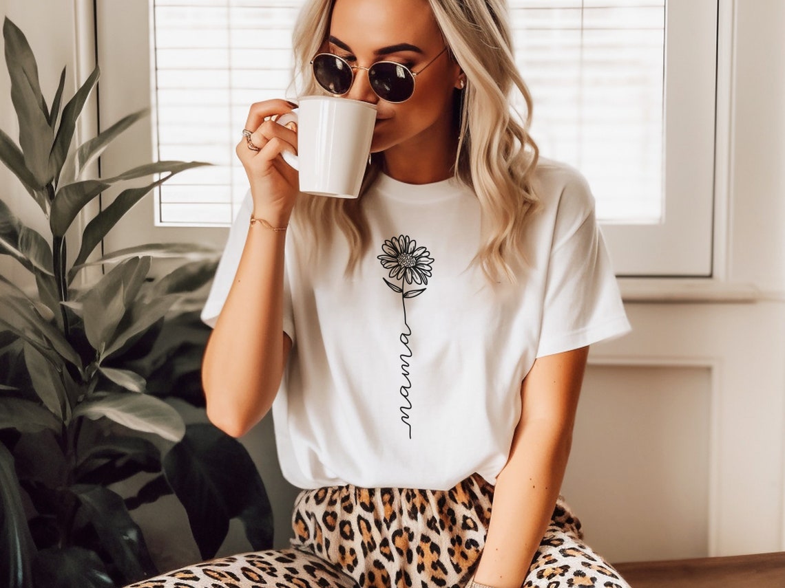Flower with Mama in the stem t-shirt