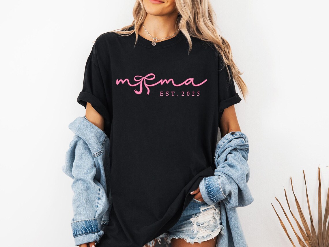 Pink Mama Est 2025 Shirt