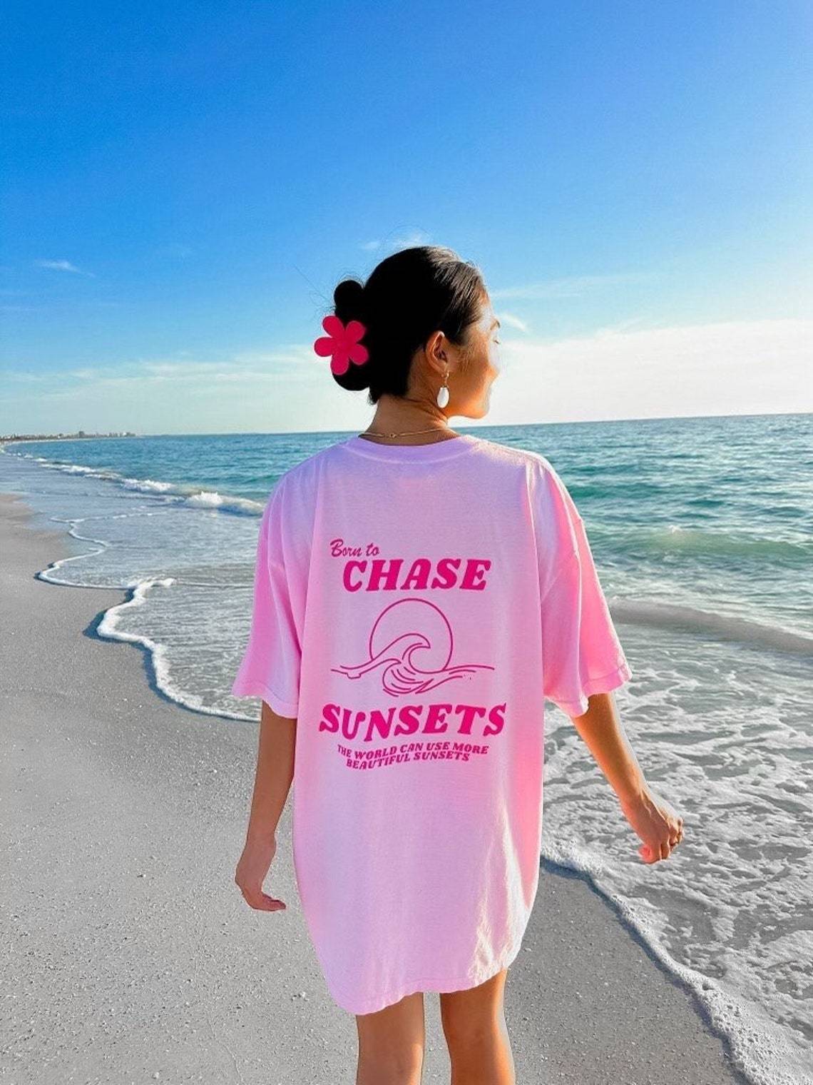 Born to chase the sunset T-Shirt