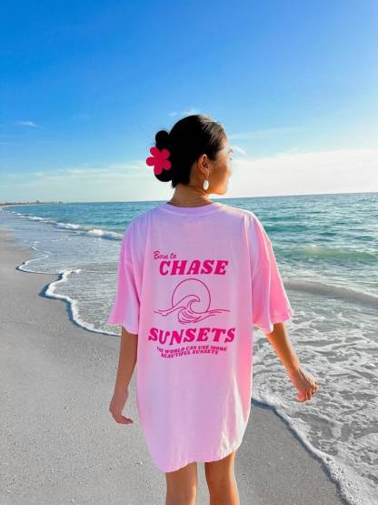 Born to chase the sunset T-Shirt