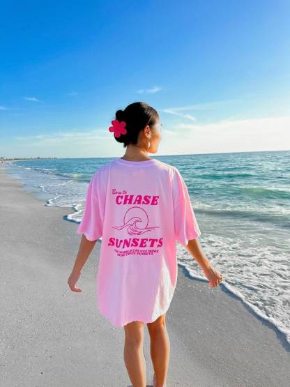 Born to chase the sunset T-Shirt