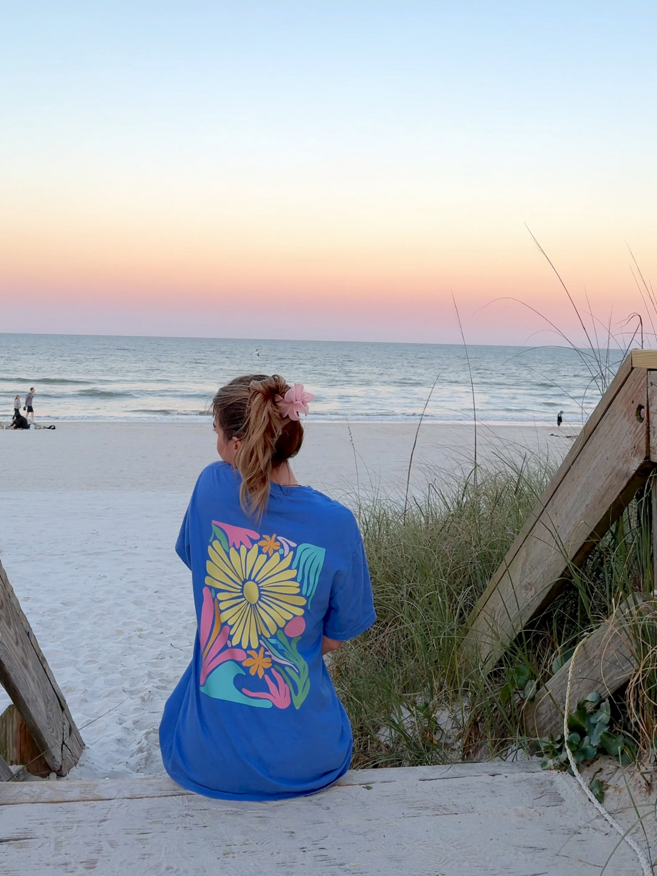Colorful flower beach T-shirt