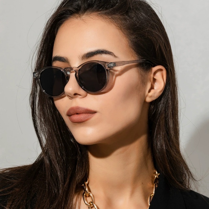 Round Sunglasses Classic Small Lightweight Frame Chic Style 