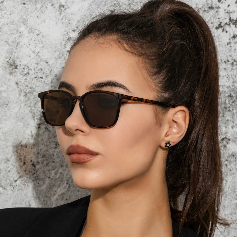 Authentic Slim Square Sunglasses Retro Edgy sunglasses for parties