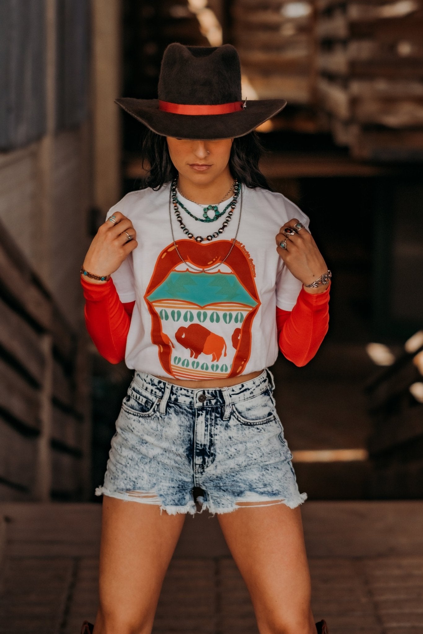 Buffalo Lips Graphic Tee
