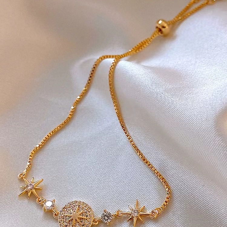 Star Adjustable Pull-On Bracelet