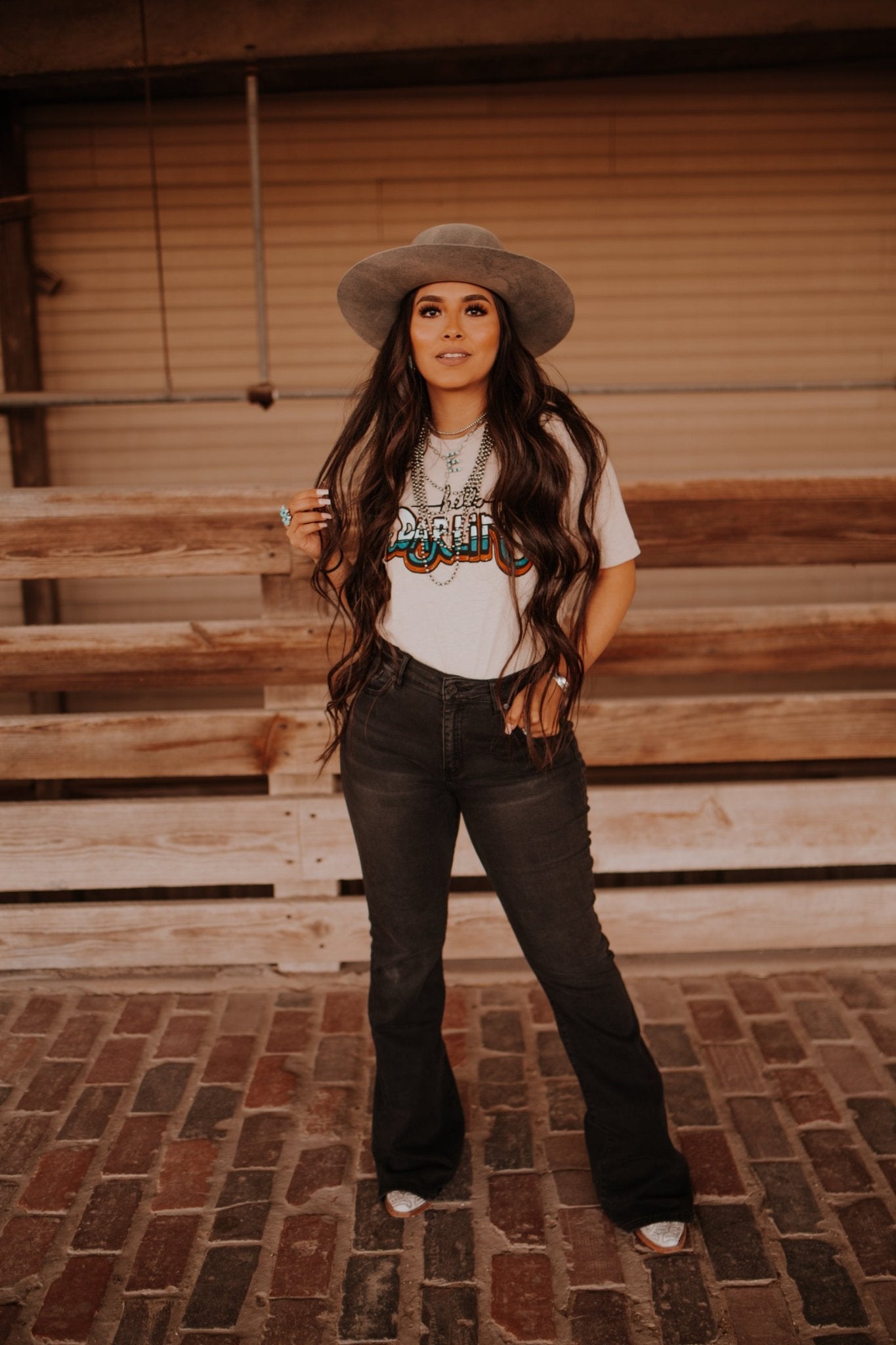 Hello Darlin Graphic Tee Cowgirl T-shirt