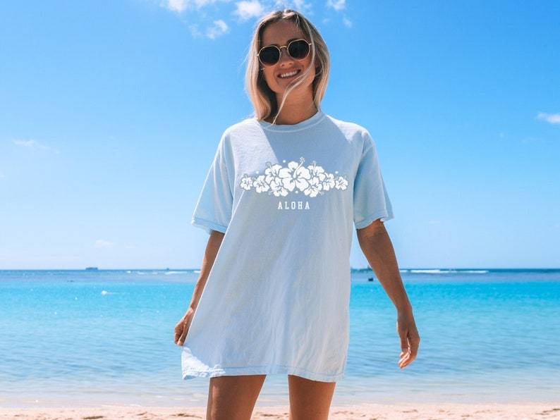 Hibiscus Flower Shirt, Aloha Hawaii Shirt Comfort Colors Women's Tee,