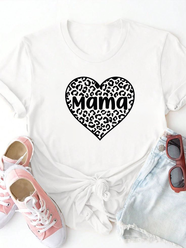 MAMA Heart Letter  T-shirt