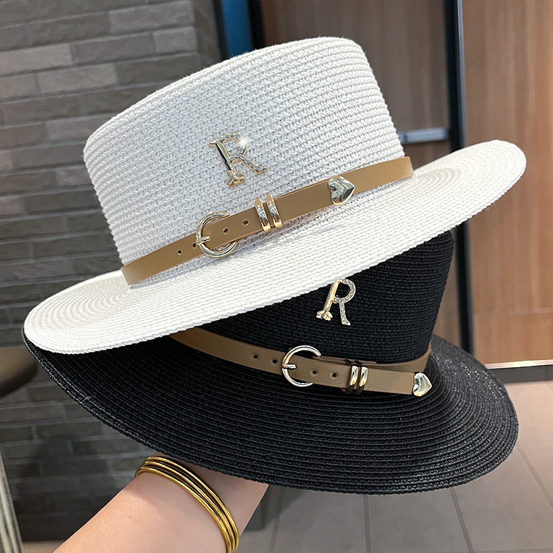 Metal letter R leather buckle with straw hat