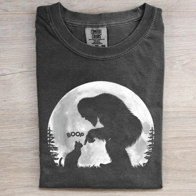 Fun Hand Boop Bigfoot Sasquatch Cat T-Shirt