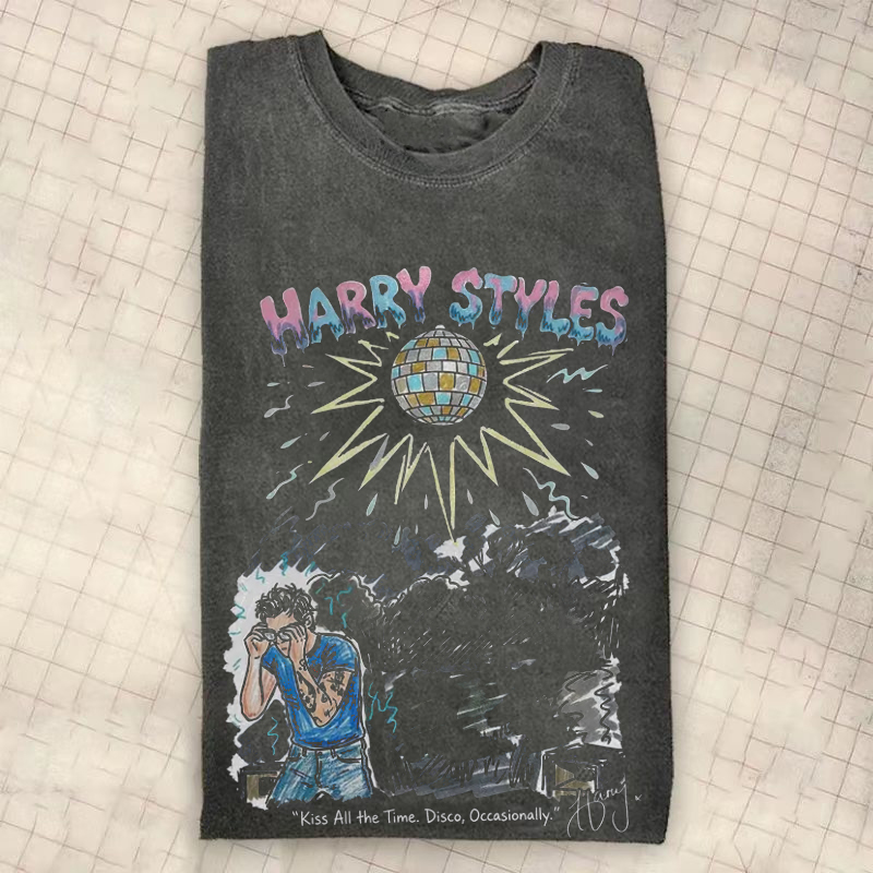 Kiss All The Time Vintage Pop Music T-shirt