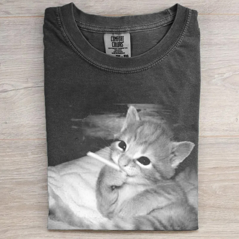 Retro Style Funny Smoking Cat T-Shirt