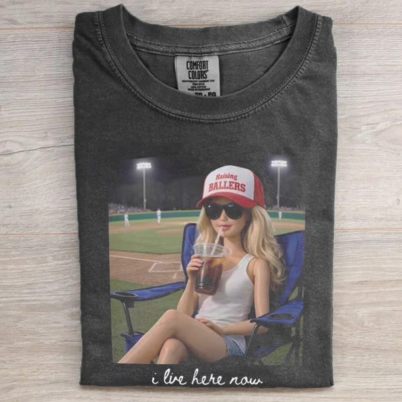 Distressed Doll Face Meme T-shirt