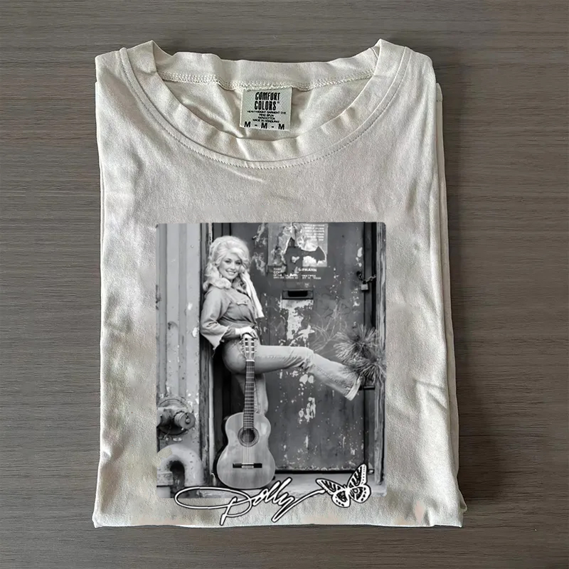 Vintage Dolly Parton Graphic T-shirt