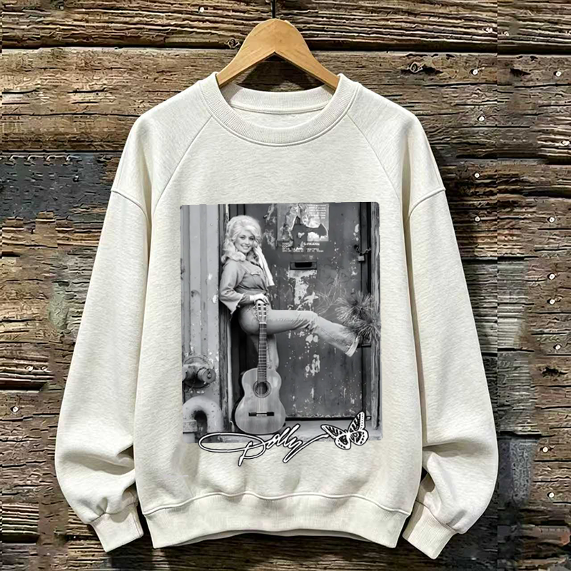 Vintage Dolly Parton Graphic Sweatshirt
