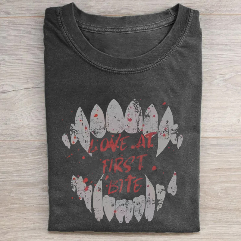 Vampire Dracula Retro T-shirt