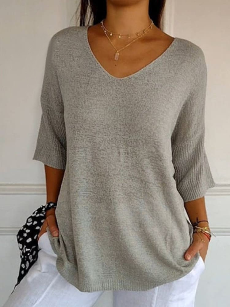 Women's Solid Color Knitted 3/4 Sleeve V-neck Top