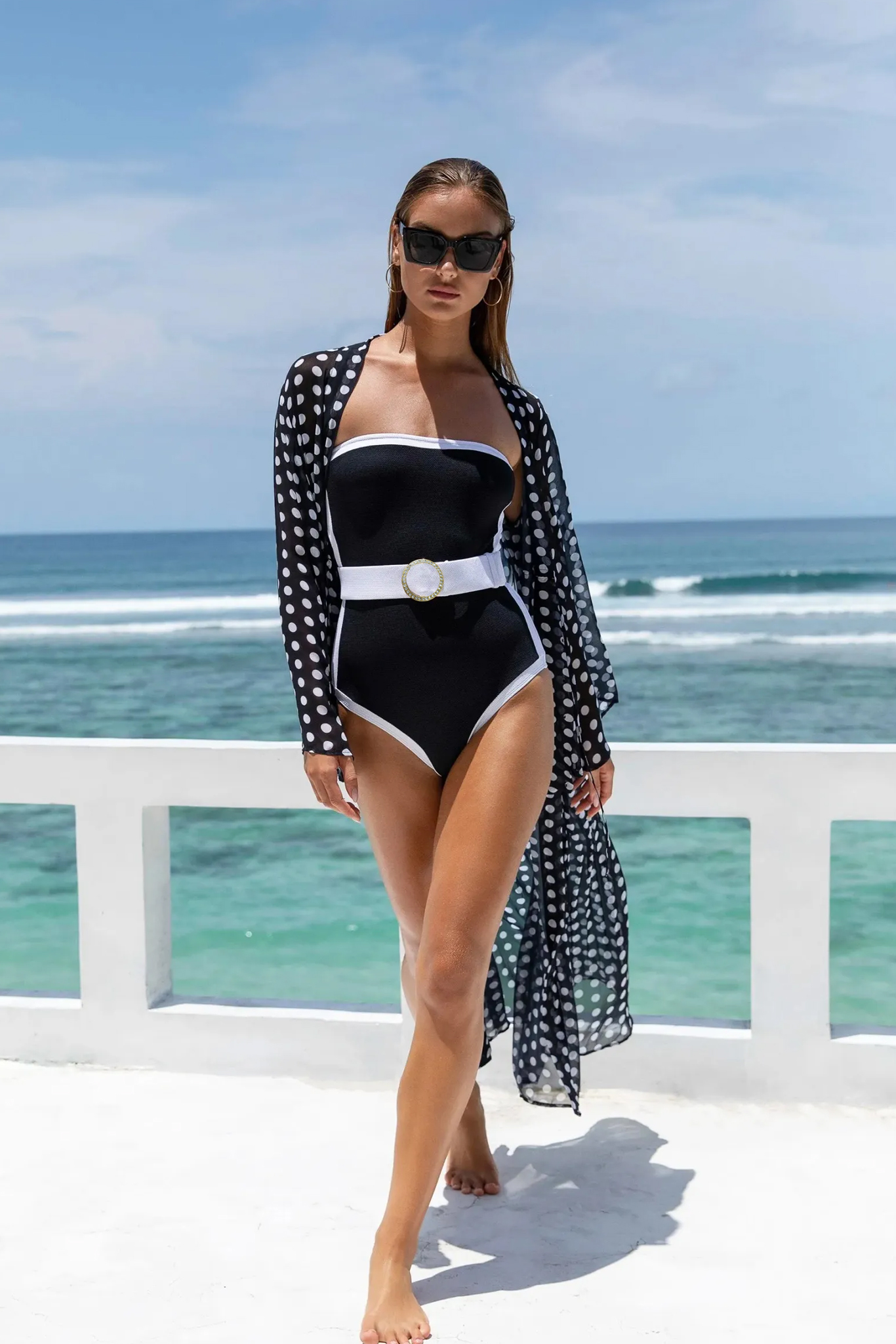 BANDEAU COLOR BLOCK ONE PIECE SWIMSUIT