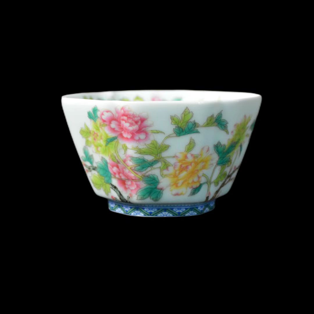 chinese jingdezhen porcelain famille tea cup :peony