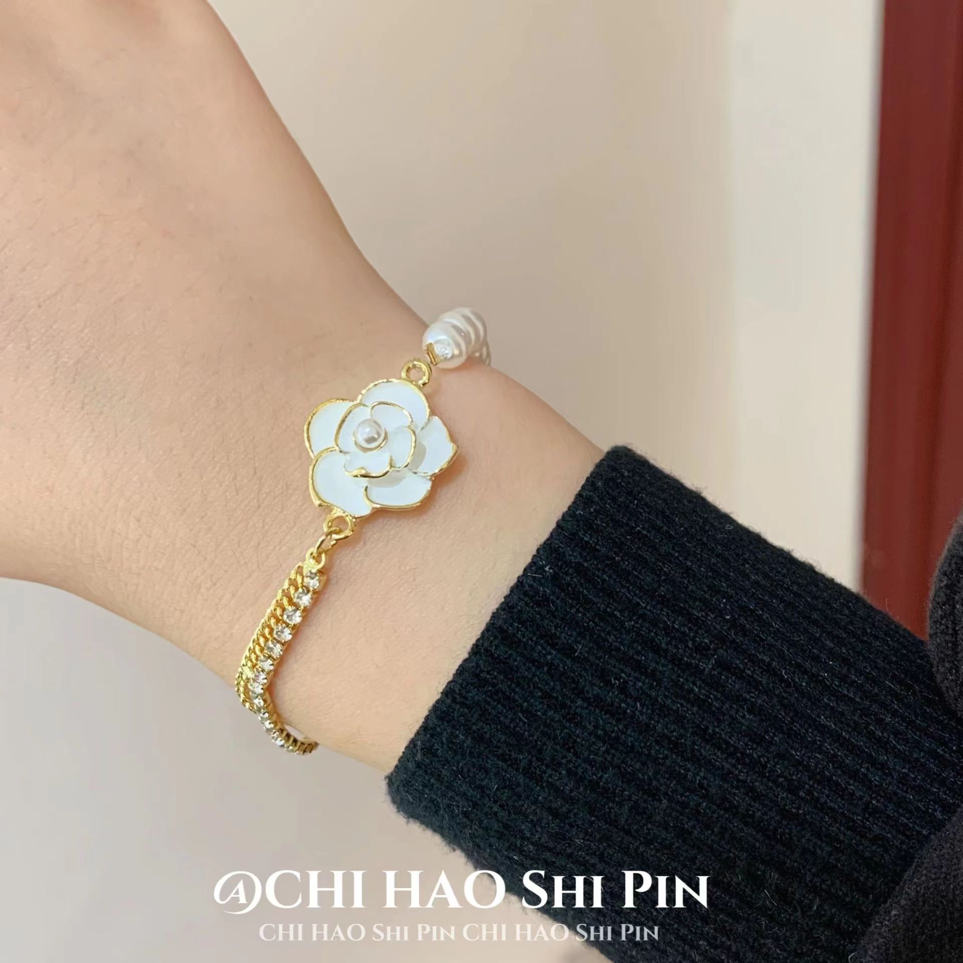 3 pcs girl's pearl wristband : camellia