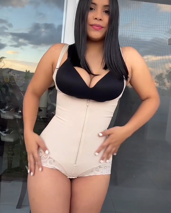 Faja De Doble Barriga Con Gancho Y Ojales Y Cremallera