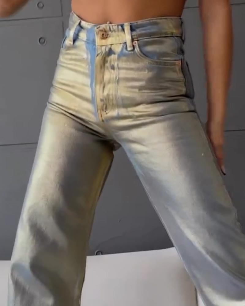 Vaqueros recubiertos de metal