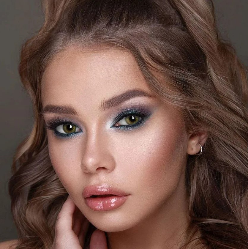 Do Green Contacts Complement Your Eye Color Beautifully?