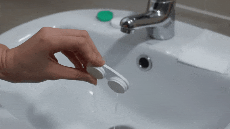 Unibling Lens Case Cleaning