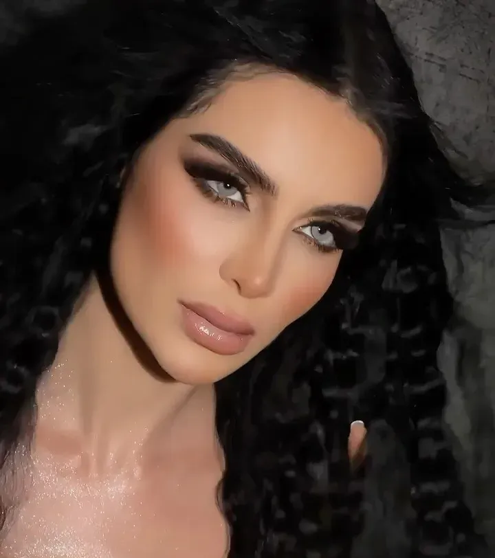 Unibling colored contacts