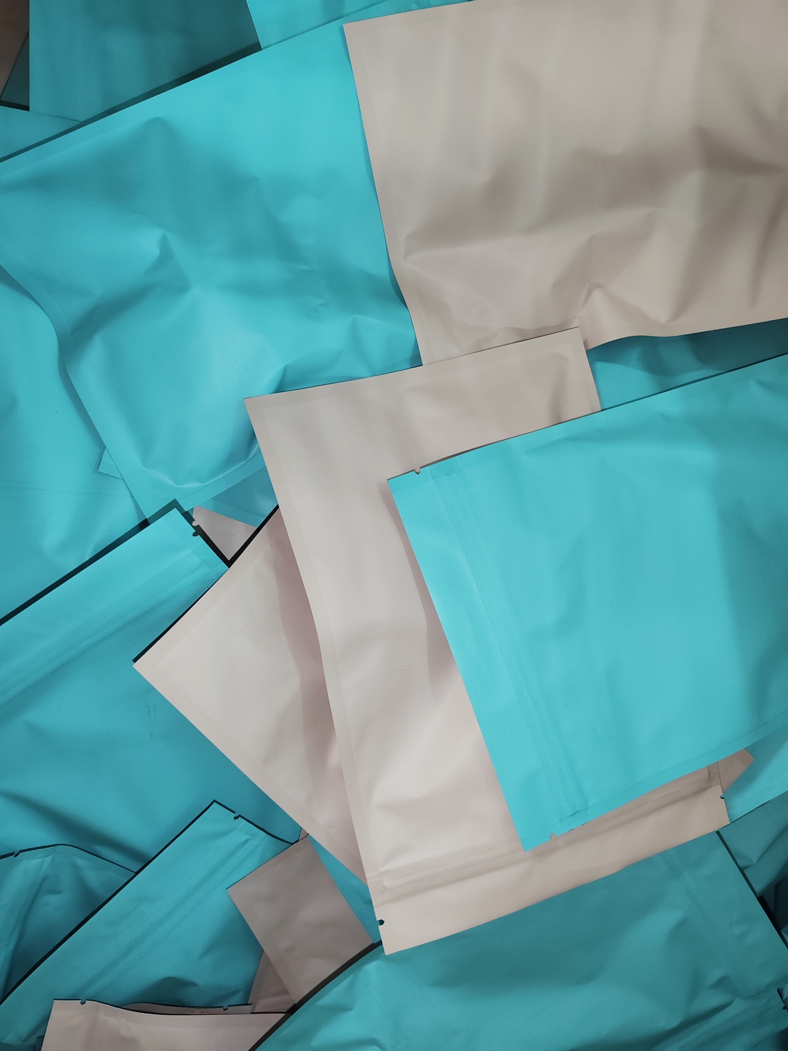 CARINIFY Socks Match Game - same color =1 more and pick a color!