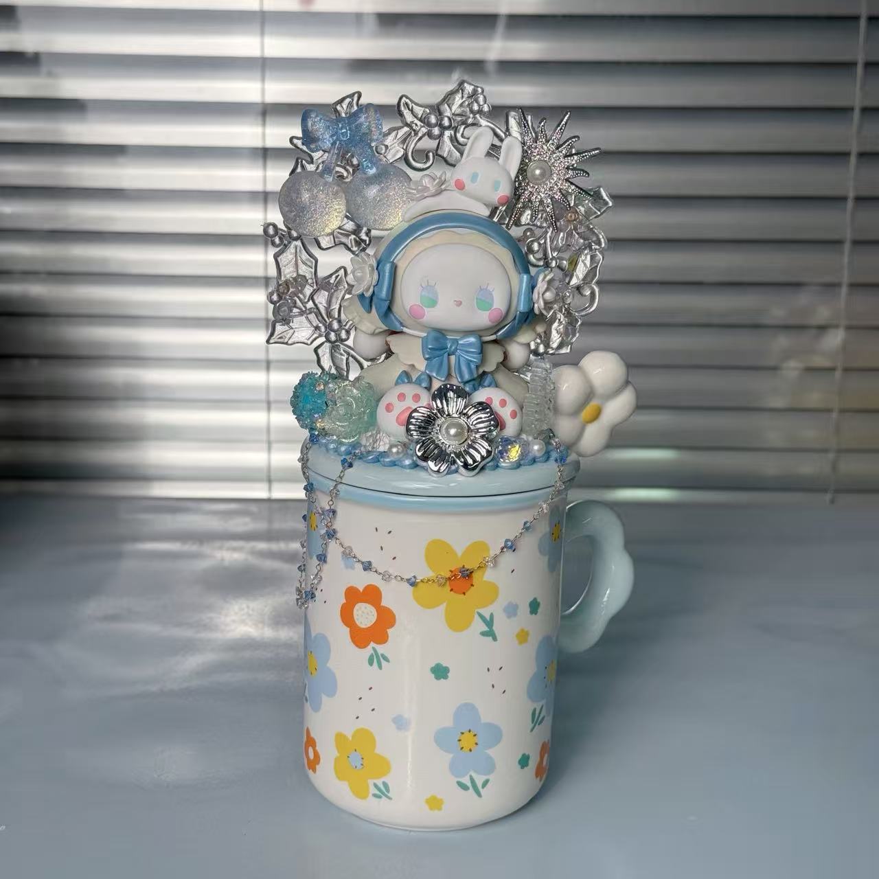 CARINIFY Deluxe Figurine Mug - pick a color!