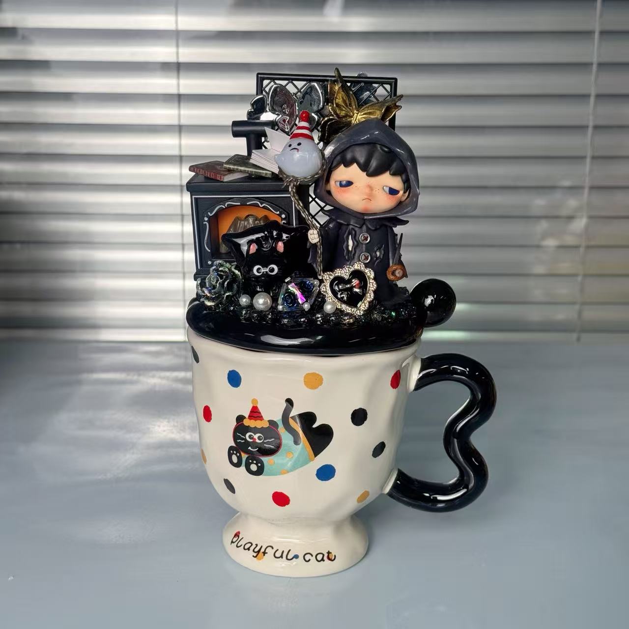CARINIFY Deluxe Figurine Mug - pick a color!