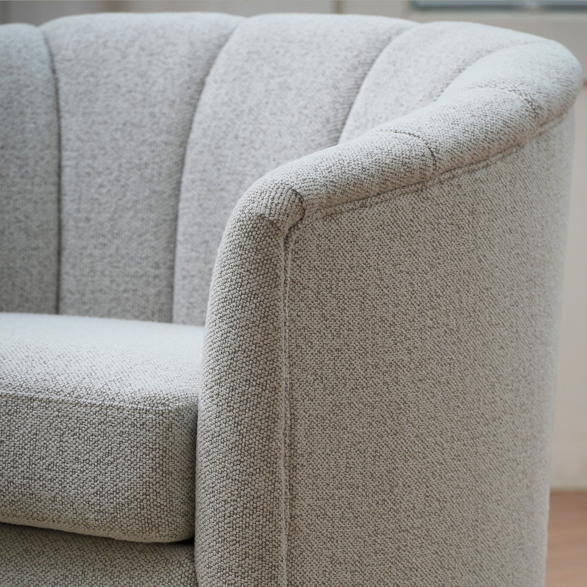 Wolen Modern Swivel Accent Chair