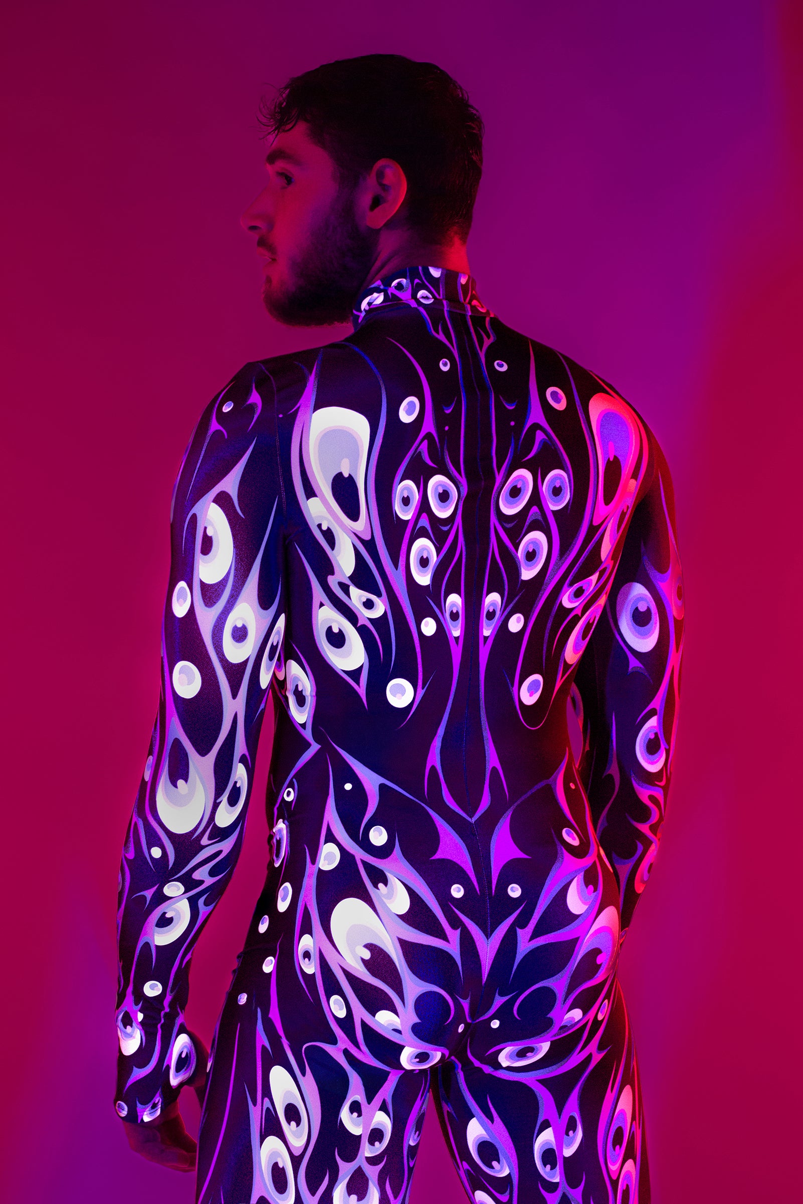 Devil's_Eye_Male_Costume_at_Cosplay_Events_on_VIVIDHE