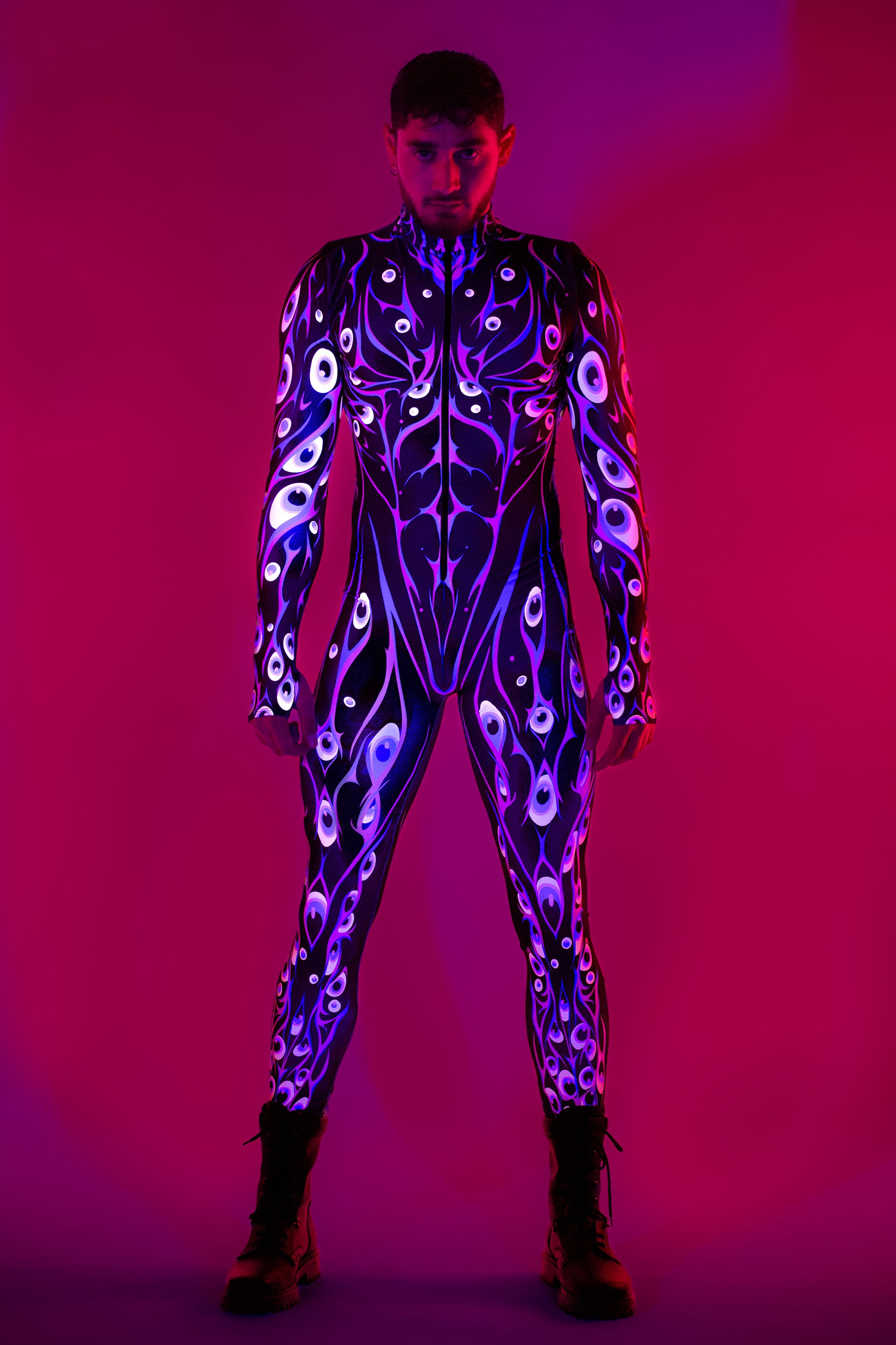 Devil's_Eye_Male_Costume_at_Cosplay_Events_on_VIVIDHE