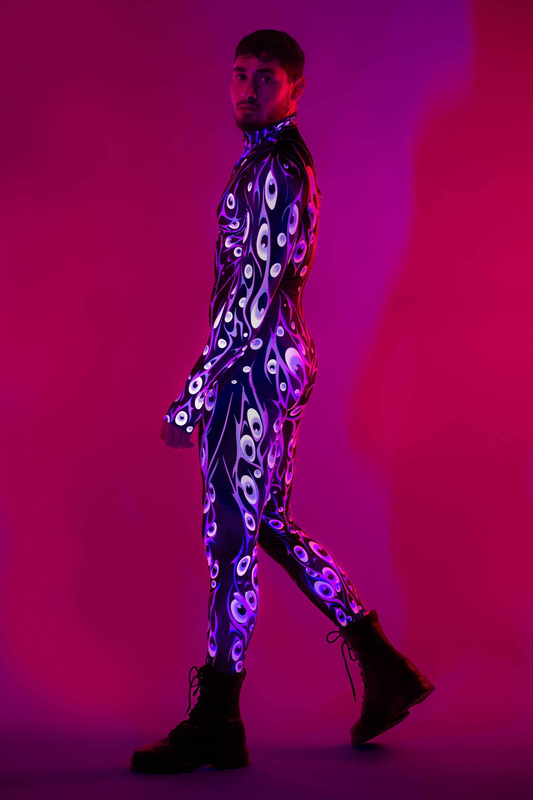 Devil's_Eye_Male_Costume_at_Cosplay_Events_on_VIVIDHE