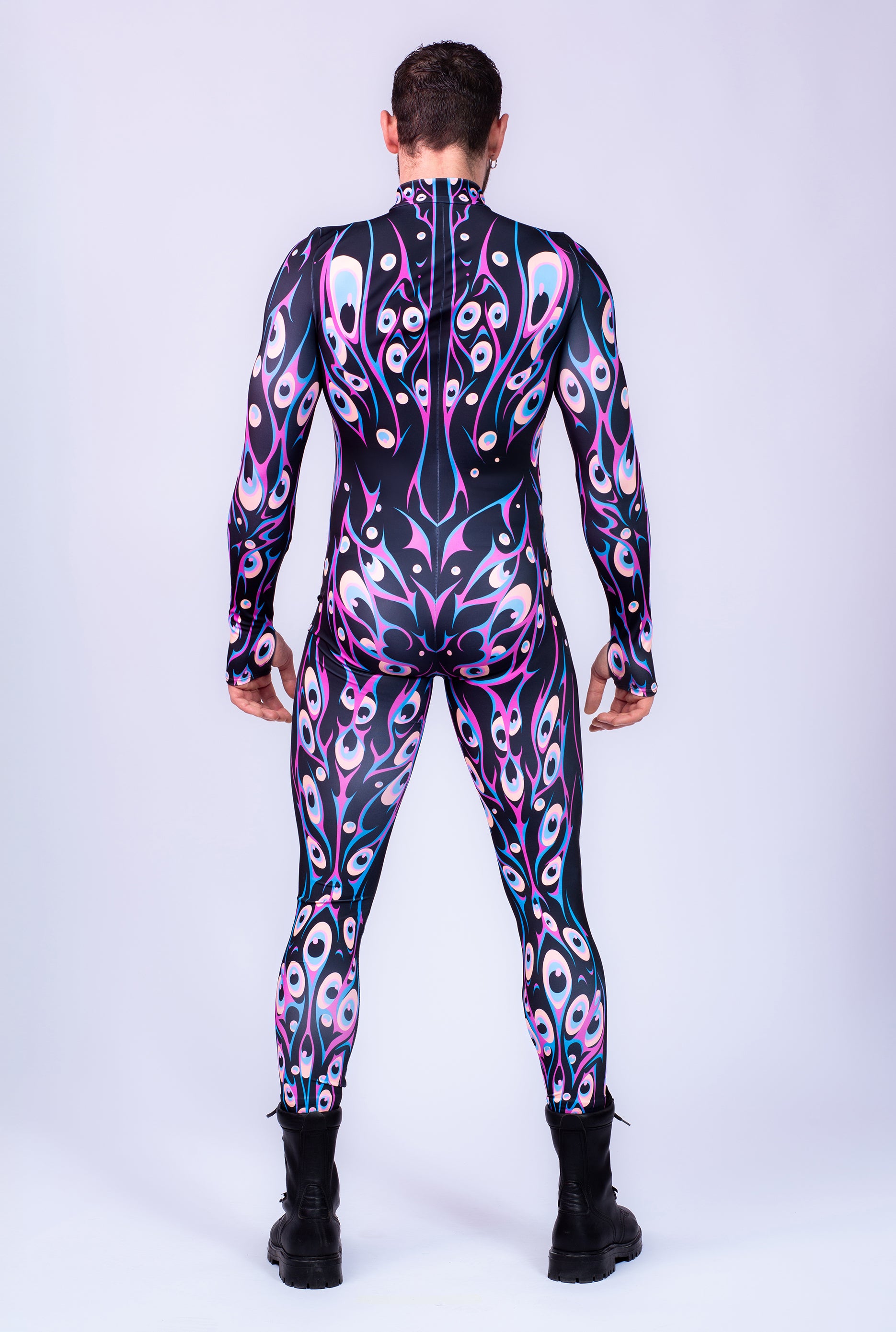 Devil's_Eye_Male_Costume_at_Cosplay_Events_on_VIVIDHE